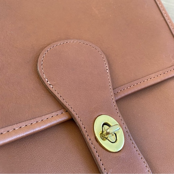 SOLD Coach Vintage Willis Station Satchel Leather 5130 - Picture 6 of 16